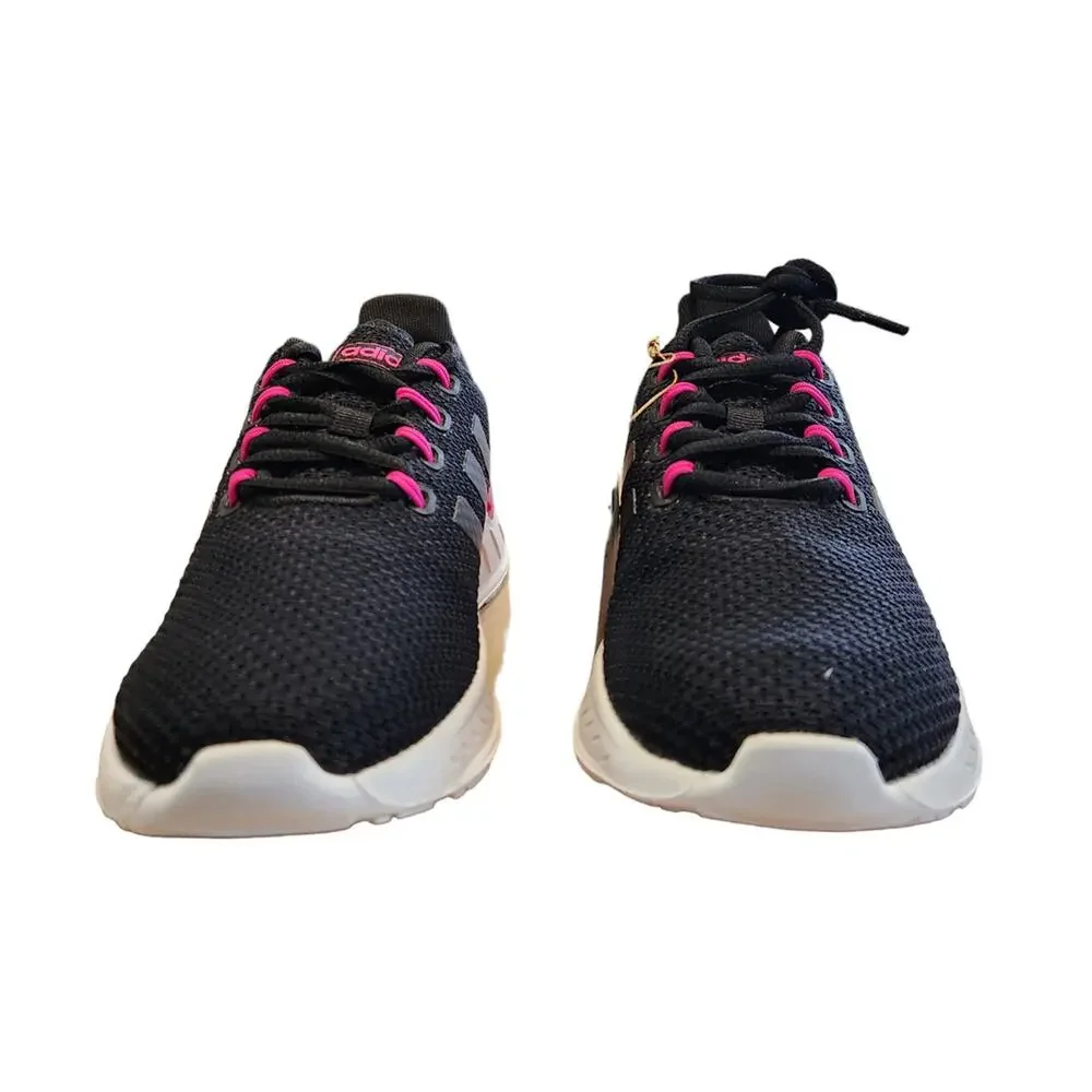 adidas Questar Flow NXT )  5.5 big Kid M